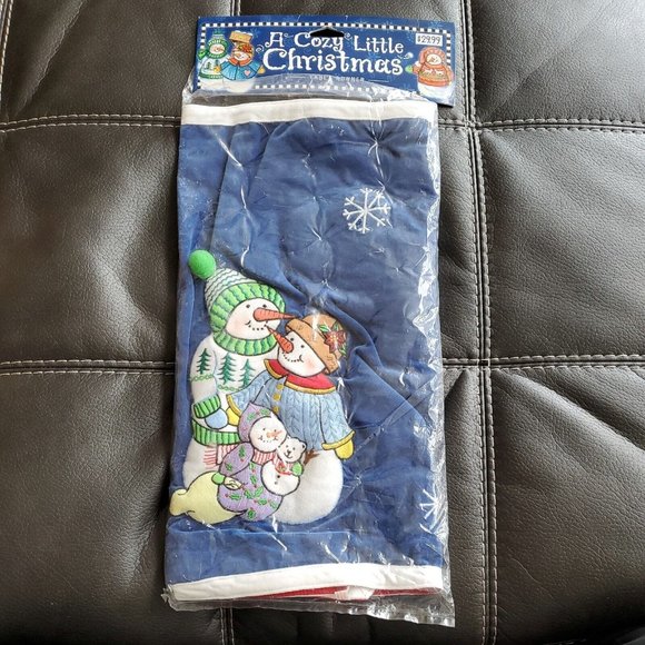Vtg Brother Sister Design Studio Velvet Cozy Christmas Table Runner Snowman 1999 - Picture 1 of 6